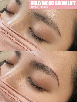 ネイルサロン R/美眉ハリウッドブロウリフト23