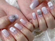 ハニービービー(Honey Bee Bee)/ホワイトグラ＆リボンネイル