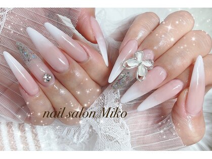 ミコ(Miko)の写真