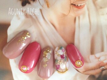 アグニークリッシェ(Agunik Riche)/【花柄ネイル】