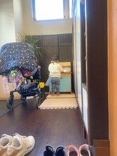 子育てママの整体サロン/施術中のお子様の様子