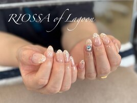 大人かわいいヌーディーネイル