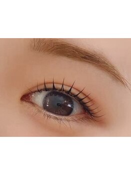 ナチュラル上品な目元にしたい