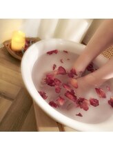 ソマリ(SOMALI)/薔薇の花びら入り♪贅沢な気分で