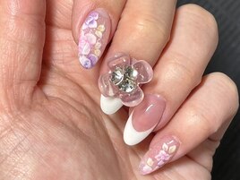 フラワーたっぷりデザイン
