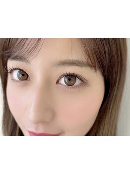 ナチュラル上品な目元にしたい