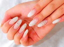 ネイルアンドアイラッシュサロン エスポアール(nail&eyelash salon espoir)/白グラデーション 75分コース