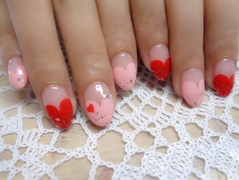 アミュリー ネイル アトリエ(Amury nail atelier)/ハートフレンチネイル♪