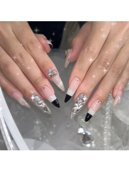 ルミナス 神戸三宮(Luminous)の写真/【ロングネイルご希望の方♪】ご希望の長さと形に合わせて可愛くさせていただきます◎