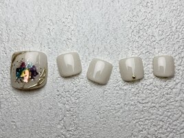 【初回オフ無料】シェルネイル