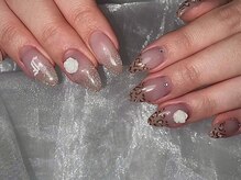 ネイルモア 藤が丘店(nail mor.)/アシンメトリー