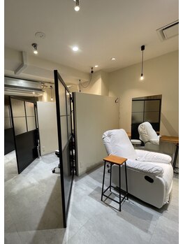 フリルナチュール 心斎橋店(Frillnature)/【サロン内観】個室空間　心斎橋