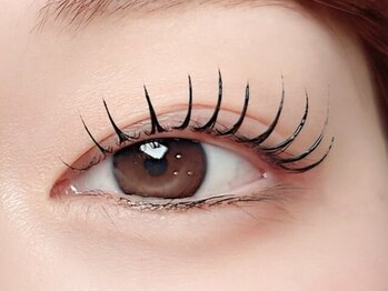 リアナ 船橋店(Riana)の写真/【大人気★トリートメント付ラッシュリフト】立ち上げ～くるんと丸みあるカールまで◎似合わせ目元が叶う♪