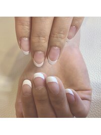 ホワイトフレンチネイル