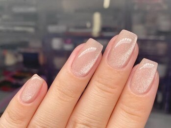 ティオン 横浜西口店(Tion)の写真/【自爪を守るクリアジェルネイルが人気！】素爪に見えるのに手入れがされている指先に。メンズネイルにも◎