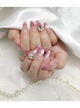 ビビ(ViVi)/ハートマグネットフレンチネイル