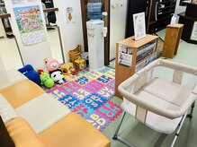整骨院 庵の雰囲気（院内（キッズスペース）産後の骨盤矯正人気♪ベビーベッドあり◎）