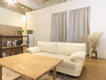 ルーチェ(LUCE)の写真/【リフトUPフェイシャル(デコルテ付)90分¥5000】丁寧なカウンセリングで個別の悩みに寄り添うサロン◎