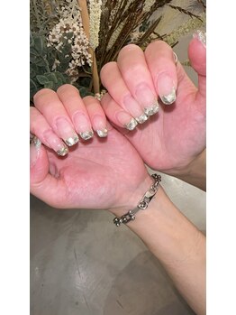 プルメリアドット(Plumeria.)/ガラスフレンチネイル