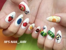 エムズ ネイル アンド アイ(M’s nail & eye)/