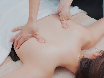 BeautyWellness salon FUL【毛穴/小顔/美肌/くすみ/シワ/リンパ/肩こり/よもぎ蒸し】の写真