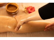 むうの雰囲気（むくみ撃退。足先までスッと軽く。固さ重さに届く美脚オイル♪）