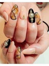 ネイルサロン ドゥーエ(due)/