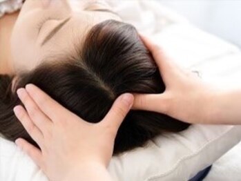 癒しサロンの写真/【当店大人気◎炭酸ドライヘッドスパ】冷たい炭酸泡がパチパチ弾け、心地よい刺激と清涼感を体感ください♪
