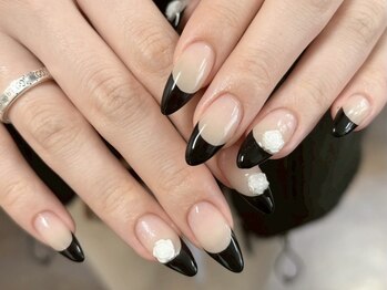 アイネイルズ 横浜EAST店(I-nails)/黒フレンチネイル