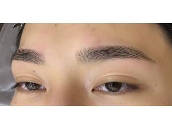 ビューステージ アイブロウサロン 秋田/ストレート眉