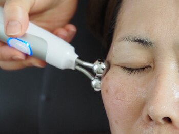 頭のオアシすぱ/EMSで美容液浸透 7