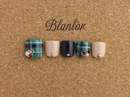 FOOT　チェック￥8,760