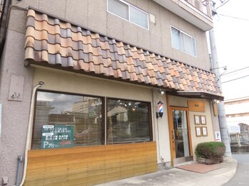 スミス/正面ではなく↑裏手入口から!