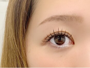 アイシー(eye.C)の写真/【最新 LEDマツエク導入サロン】まつエクが得意!!モチが自慢の高技術サロン♪丁寧な施術で理想の目元に◎