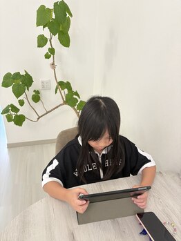 エン(En.)の写真/お子様と一緒にご来店OK！「子どもがいるからサロンに行きづらい．．．」そんなママのお悩みも解消♪