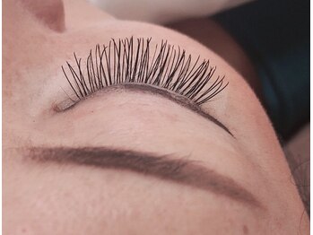 エル ヒヒ(L ヒヒ)/