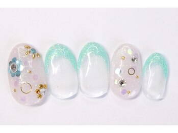 ネイルサロン アテナ(Athena)/200種類から選べるデザイン