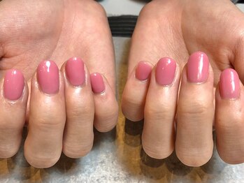 メイヴン(Maven)/シンプルピンクネイル
