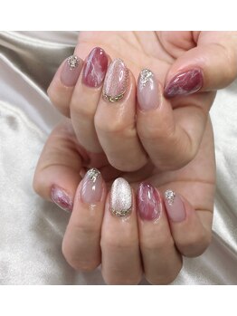 ヒトミネイルズ(Hitomi Nails)/大理石ネイル
