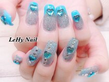 レヒネイル(LeHy nail)/フレンチ×ハートネイル