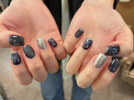 ネイビーニュアンスネイル
