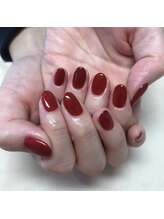 イーエムエー(e.m.a)/パラジェル【シンプル赤ネイル】