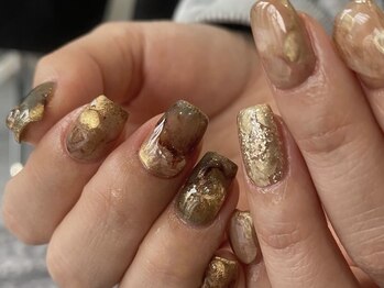 アル(ArL)の写真/【ネイルの"フォルム"にもこだわり◎】ArLでの施術で指先をより美フォルムに変身☆宮の沢駅から徒歩5分♪