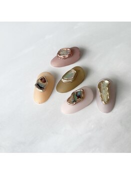 シャーンブルードゥラマリエ(Chambre de la mariee)/