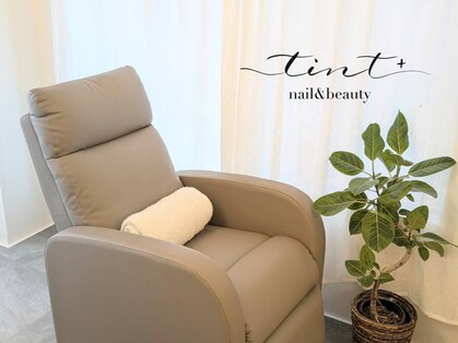ティントプラス 新八柱店(tint+)の写真