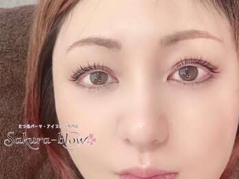 サクラブロウ 心斎橋店(Sakura-blow)/心斎橋まつげパーマ眉毛サロン