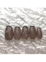 アルティノ ネイル ガーデン(altino nail garden)/スキニーフレンチ×ストーン×秋