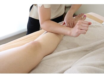 エヴィス(Evisu)/《オイルマッサージ》工程