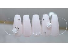 ラリーネ 表参道店(Larine)/ドレスに寄り添うローズネイル