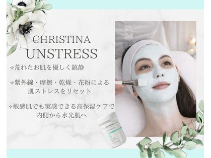 スリー(THREE)の写真